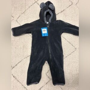 Brand New Columbia Fleece one piece, size 6-12 months